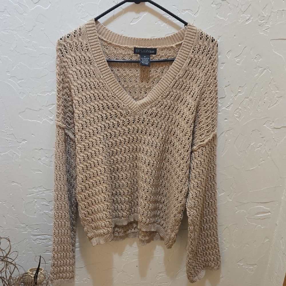 Design 365 Beige V-Neck Sweater